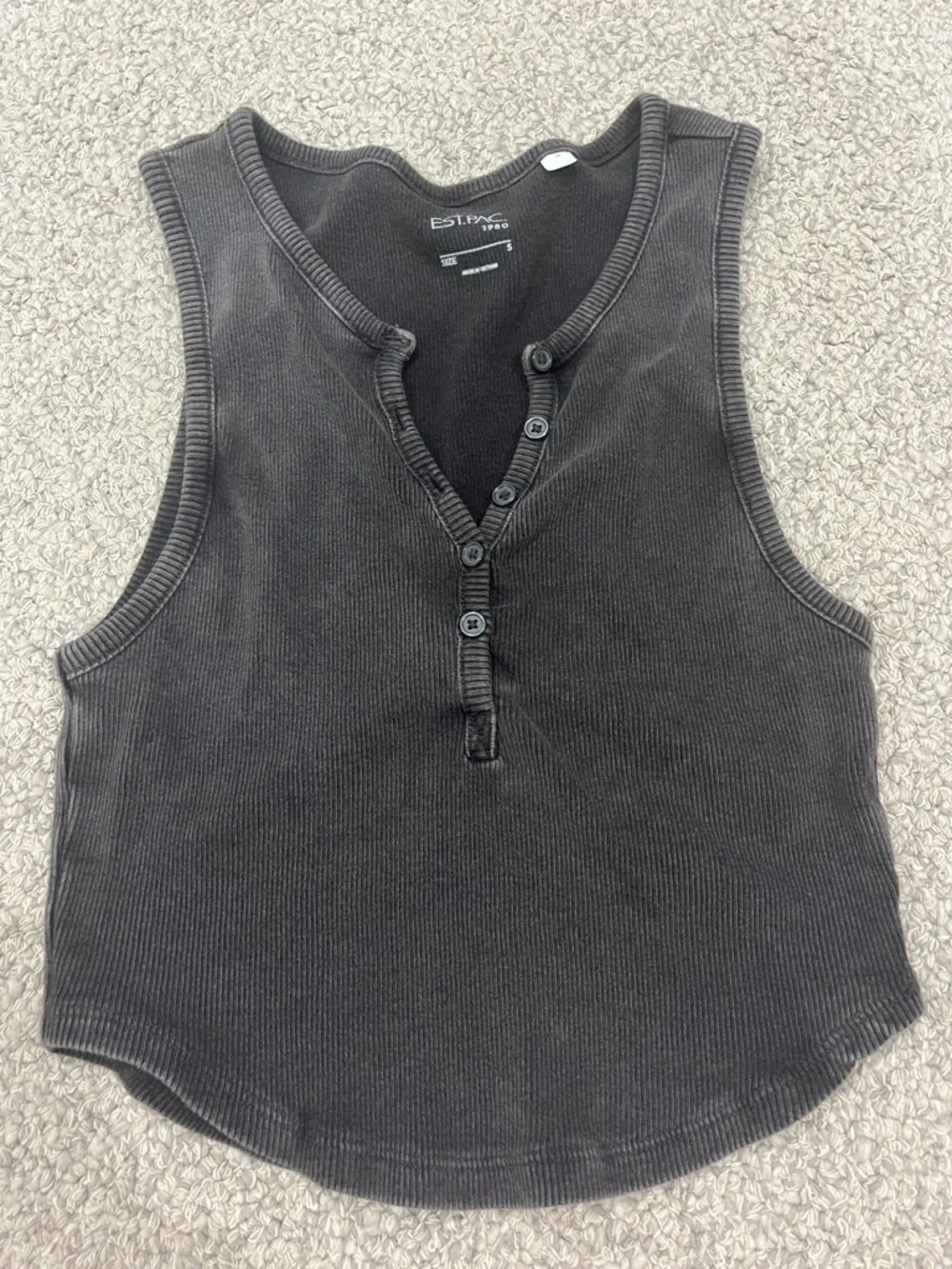 PacSun Black Ribbed Button-Front Tank - Picture 1 of 1